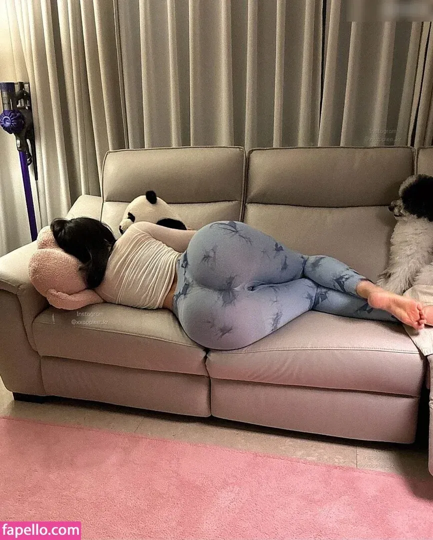 xxapple / xxapple_e Onlyfans Photo Gallery 