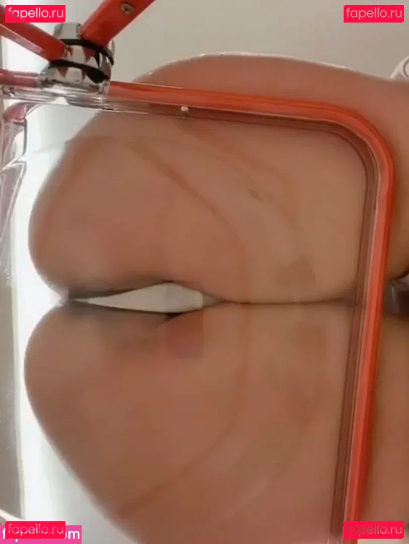 xxapple / xxapple_e Onlyfans Photo Gallery 