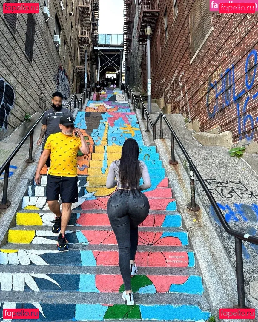 xxapple / xxapple_e Onlyfans Photo Gallery 