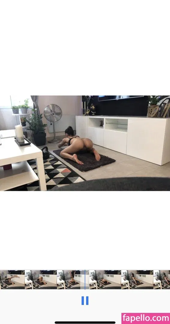 poopea / poopea.official Onlyfans Photo Gallery 