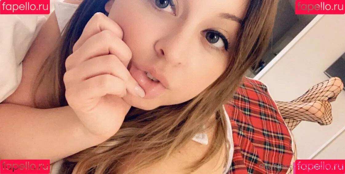 LoadsofLayla / loadsoflaila Onlyfans Photo Gallery 