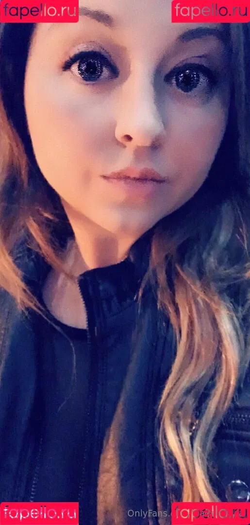 LoadsofLayla / loadsoflaila Onlyfans Photo Gallery 