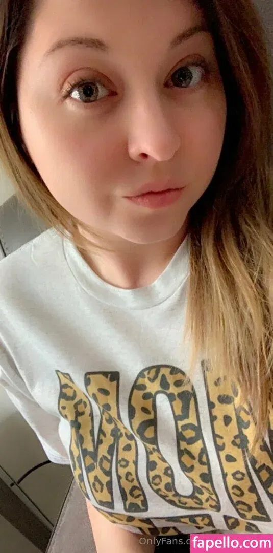 LoadsofLayla / loadsoflaila Onlyfans Photo Gallery 