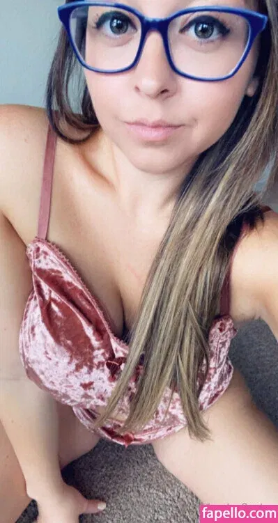 LoadsofLayla / loadsoflaila Onlyfans Photo Gallery 