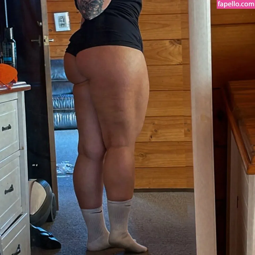 thickmamas22 / thickmaminz Onlyfans Photo Gallery 