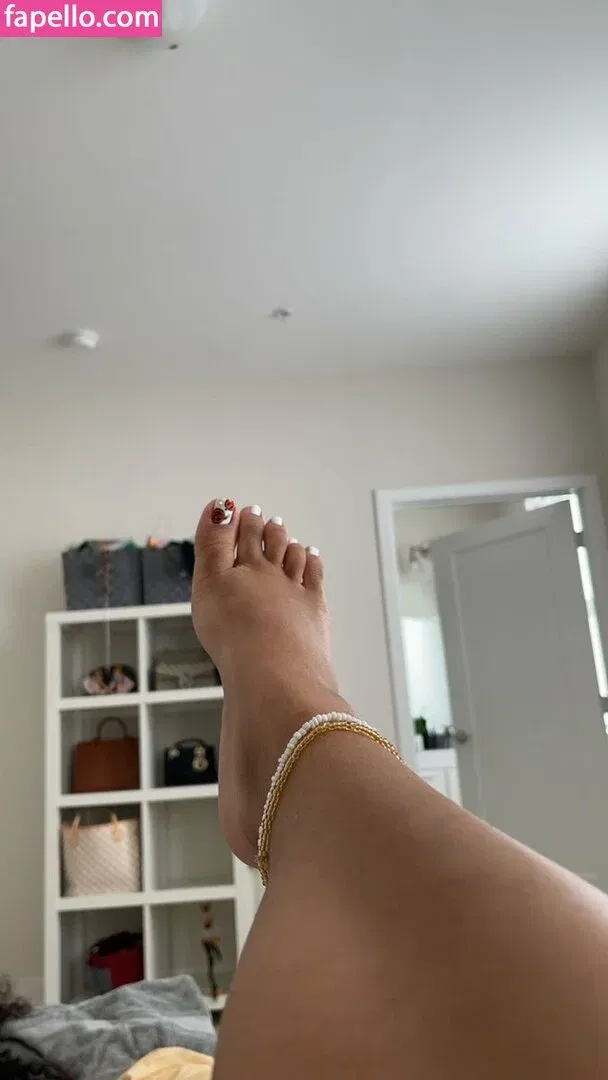 Nasty College Student / annathegem Onlyfans Photo Gallery 