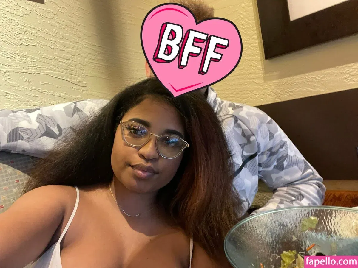 Nasty College Student / annathegem Onlyfans Photo Gallery 