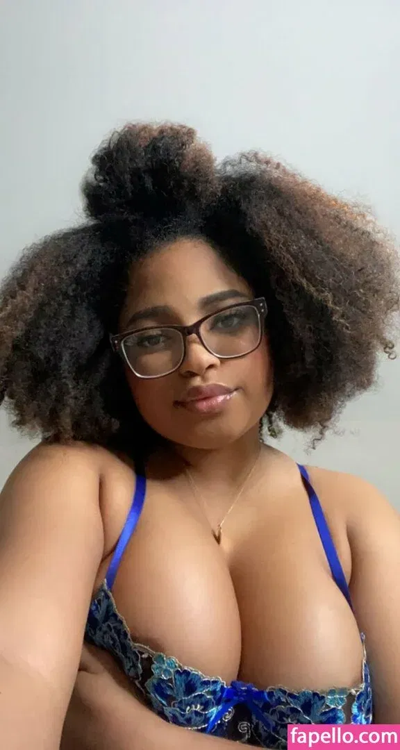 Nasty College Student / annathegem Onlyfans Photo Gallery 