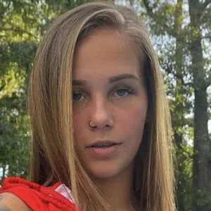 Barbie.x / unknownnbarbi3 Onlyfans Photo Gallery 