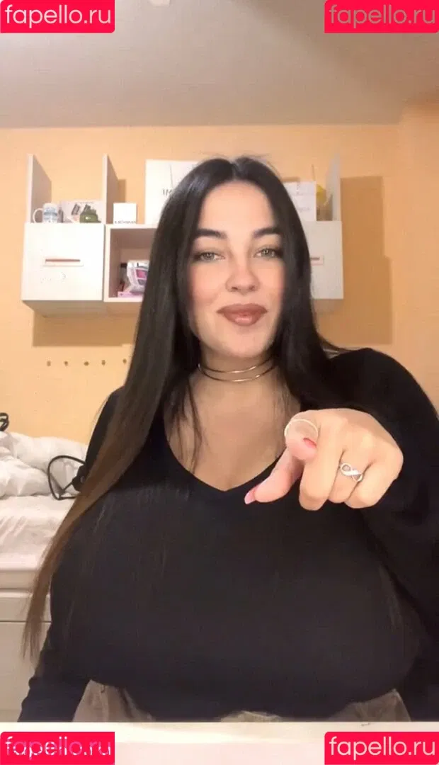 Anneris / __anneris__ Onlyfans Photo Gallery 