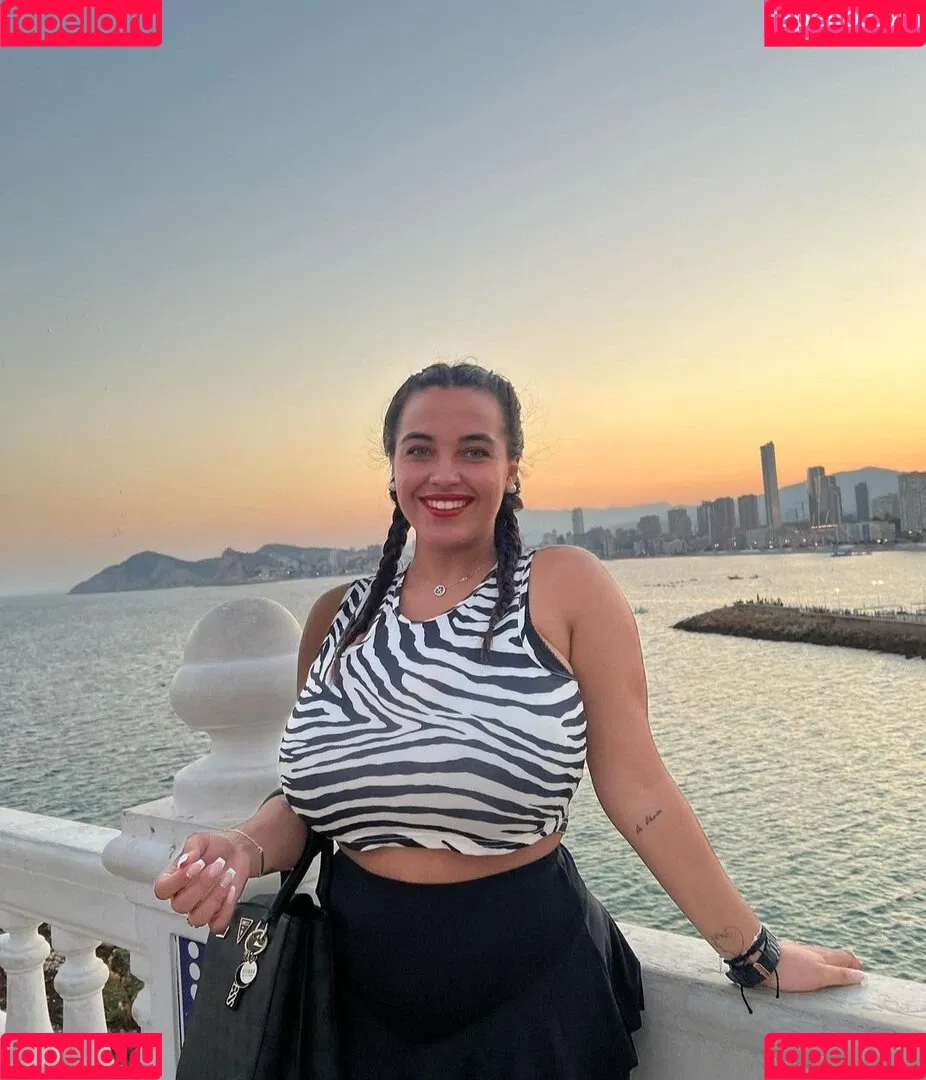 Anneris / __anneris__ Onlyfans Photo Gallery 