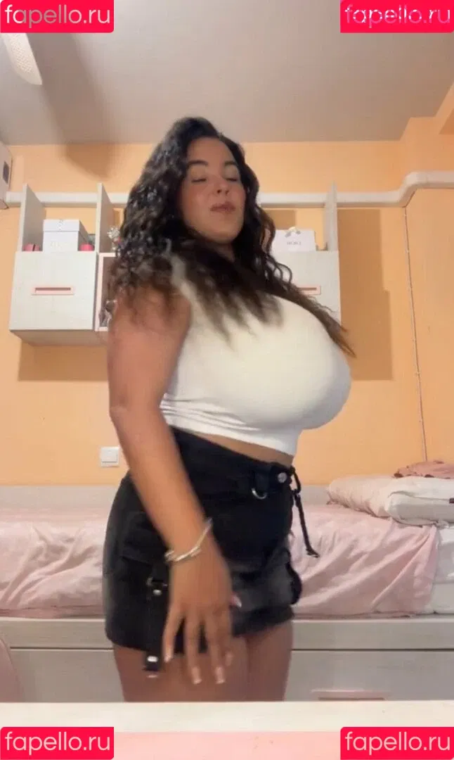 Anneris / __anneris__ Onlyfans Photo Gallery 