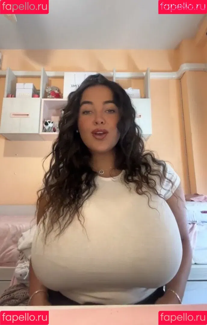 Anneris / __anneris__ Onlyfans Photo Gallery 
