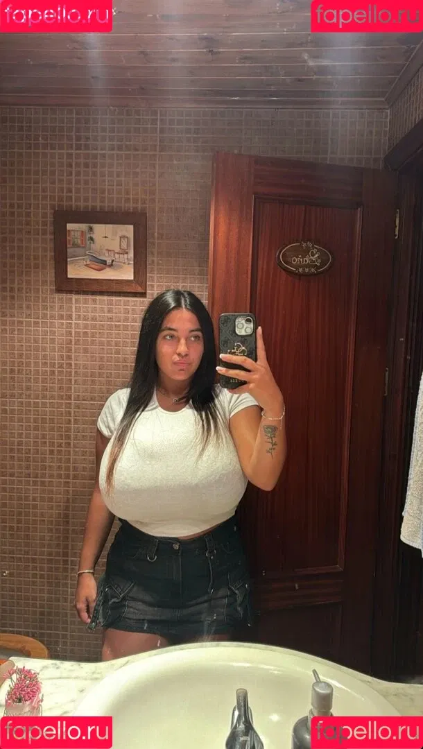 Anneris / __anneris__ Onlyfans Photo Gallery 