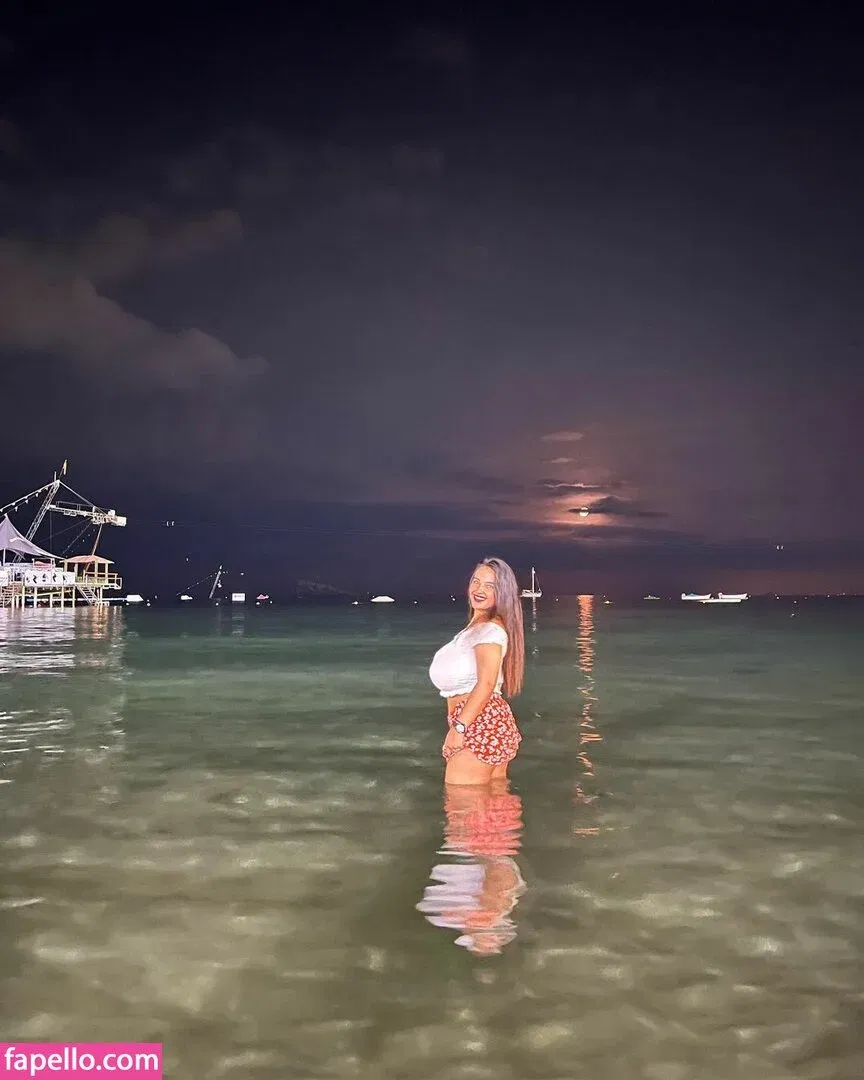 Anneris / __anneris__ Onlyfans Photo Gallery 