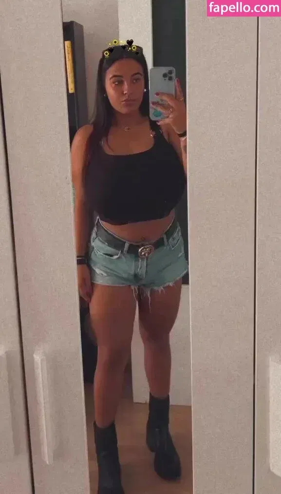 Anneris / __anneris__ Onlyfans Photo Gallery 