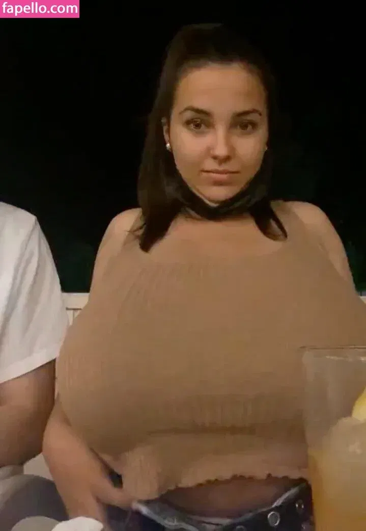 Anneris / __anneris__ Onlyfans Photo Gallery 