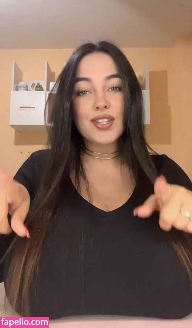 Anneris / __anneris__ Onlyfans Photo Gallery 