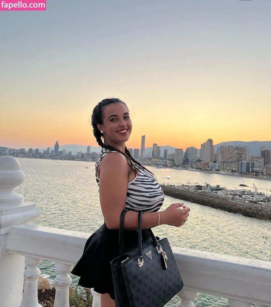 Anneris / __anneris__ Onlyfans Photo Gallery 