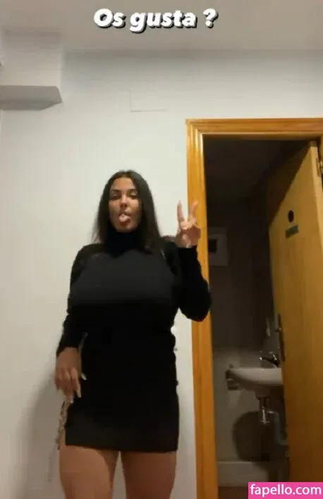 Anneris / __anneris__ Onlyfans Photo Gallery 