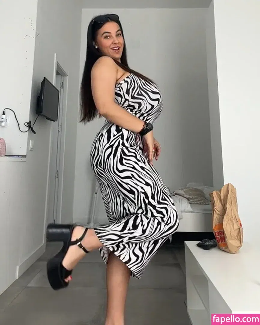 Anneris / __anneris__ Onlyfans Photo Gallery 