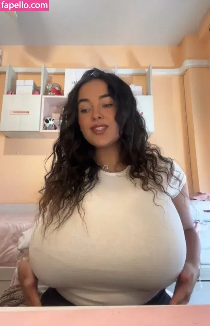 Anneris / __anneris__ Onlyfans Photo Gallery 