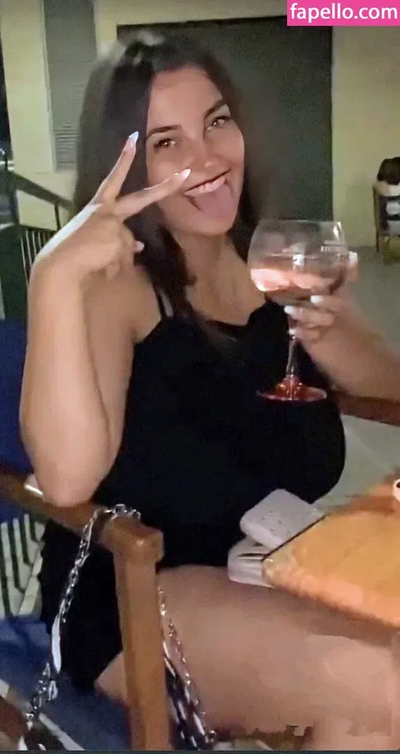 Anneris / __anneris__ Onlyfans Photo Gallery 