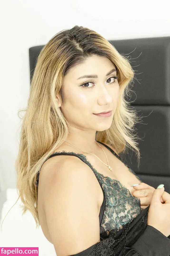 lacywest / lacywest290 Onlyfans Photo Gallery 