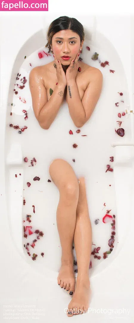 lacywest / lacywest290 Onlyfans Photo Gallery 