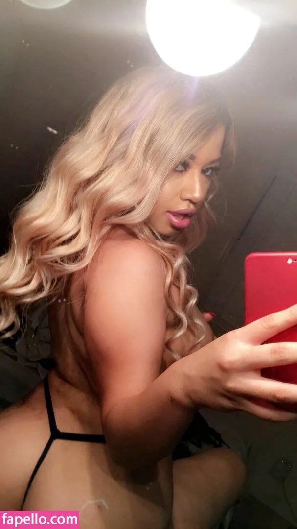 Dessssyy_ / Desssyyy / __desssyyy__ Onlyfans Photo Gallery 