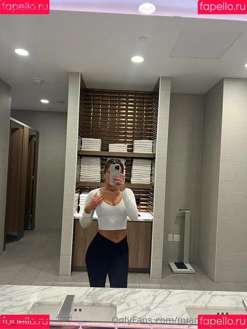 Danny Mullen's GF / Mia Gibbs / MiaGibbs Onlyfans Photo Gallery 
