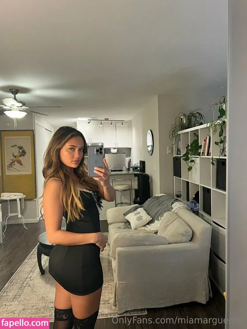 Danny Mullen's GF / Mia Gibbs / MiaGibbs Onlyfans Photo Gallery 