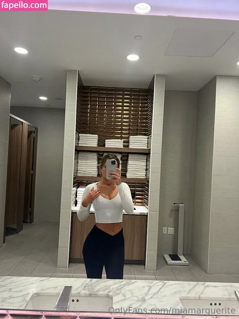 Danny Mullen's GF / Mia Gibbs / MiaGibbs Onlyfans Photo Gallery 