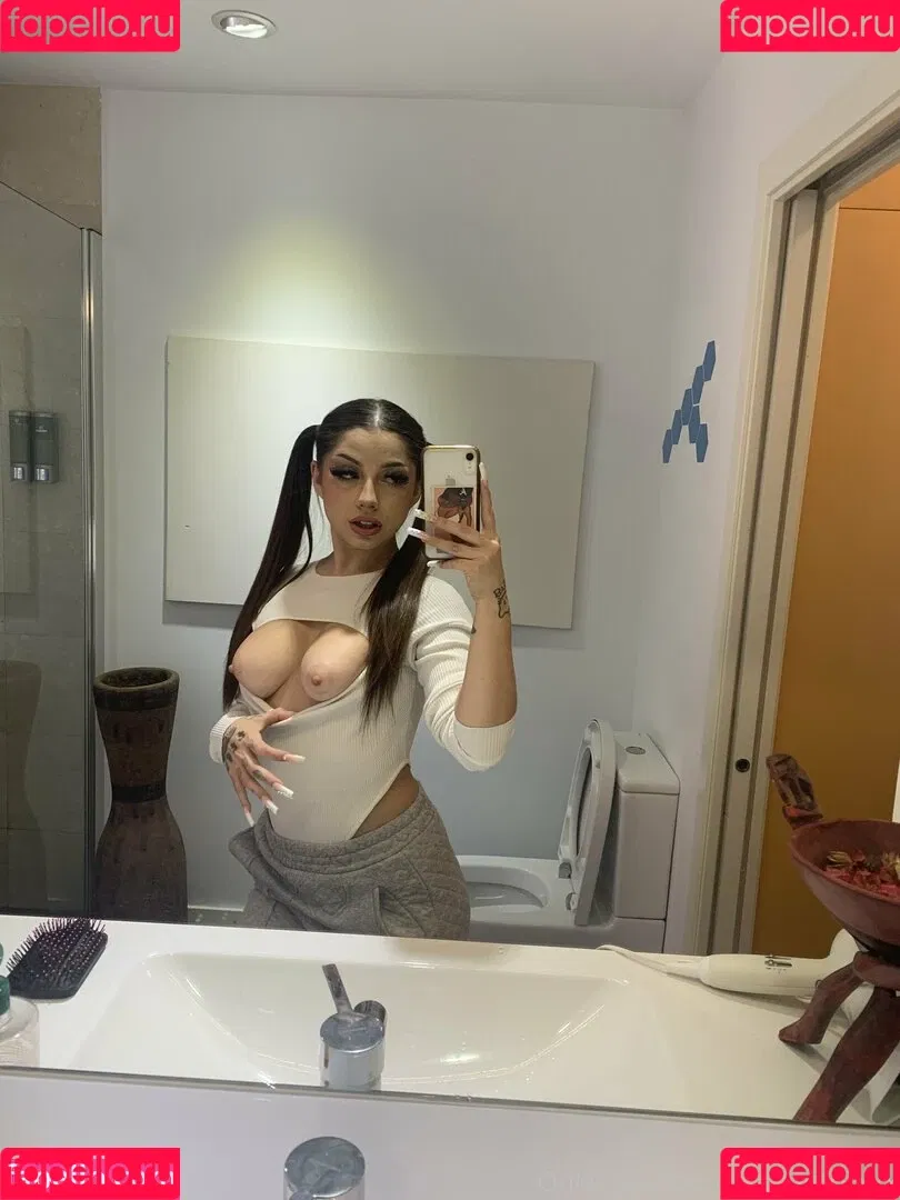 Roma Amor / RomaAmorxxx Onlyfans Photo Gallery 