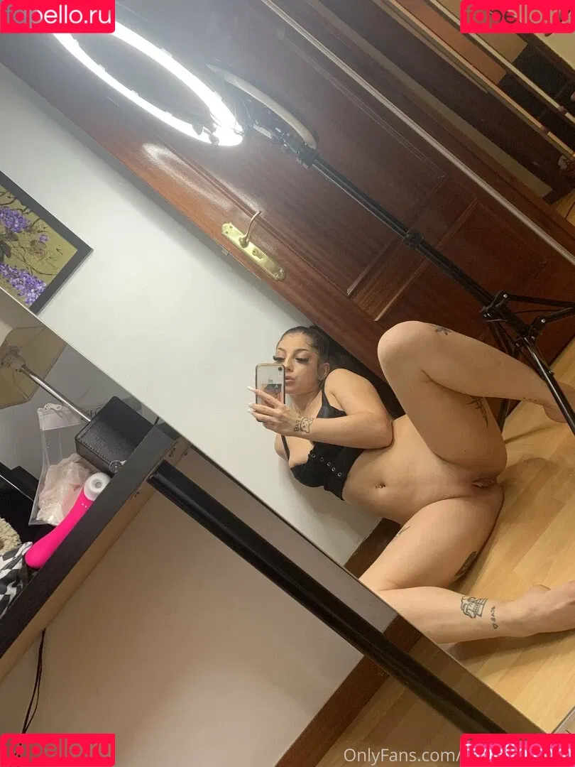 Roma Amor / RomaAmorxxx Onlyfans Photo Gallery 