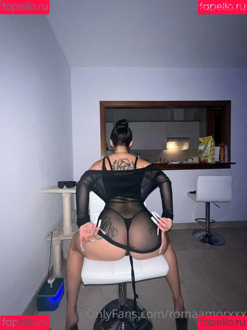 Roma Amor / RomaAmorxxx Onlyfans Photo Gallery 