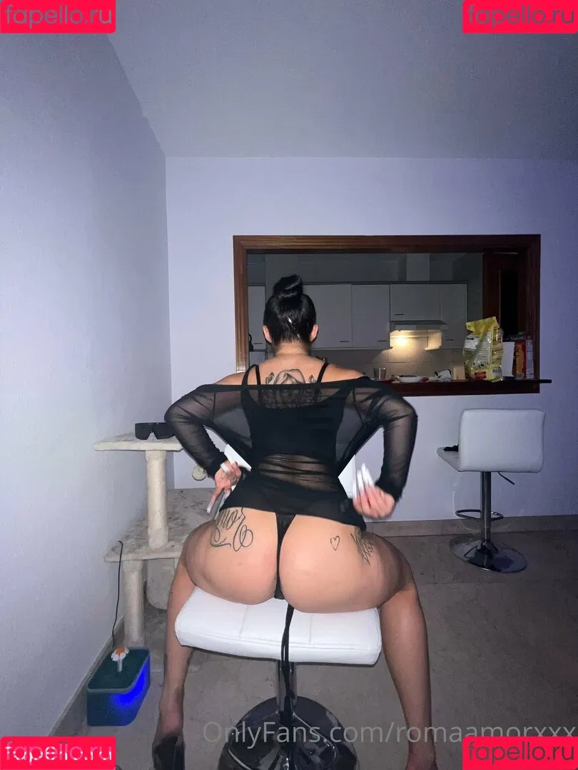 Roma Amor / RomaAmorxxx Onlyfans Photo Gallery 