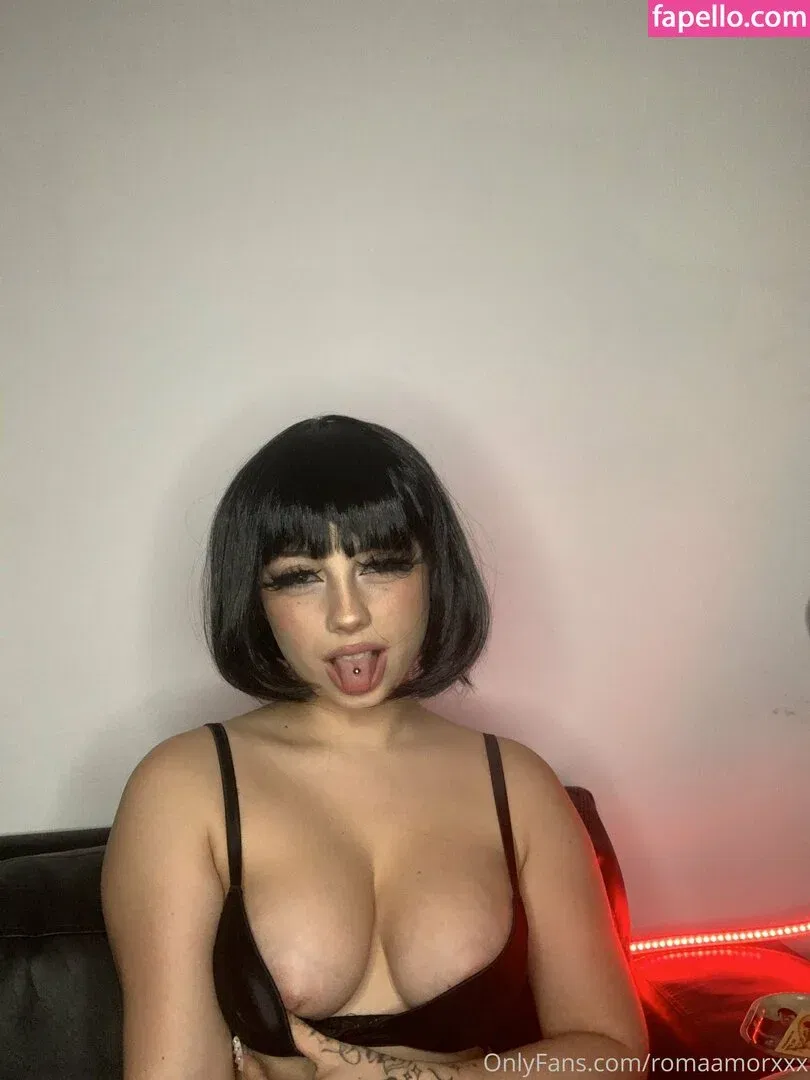 Roma Amor / RomaAmorxxx Onlyfans Photo Gallery 