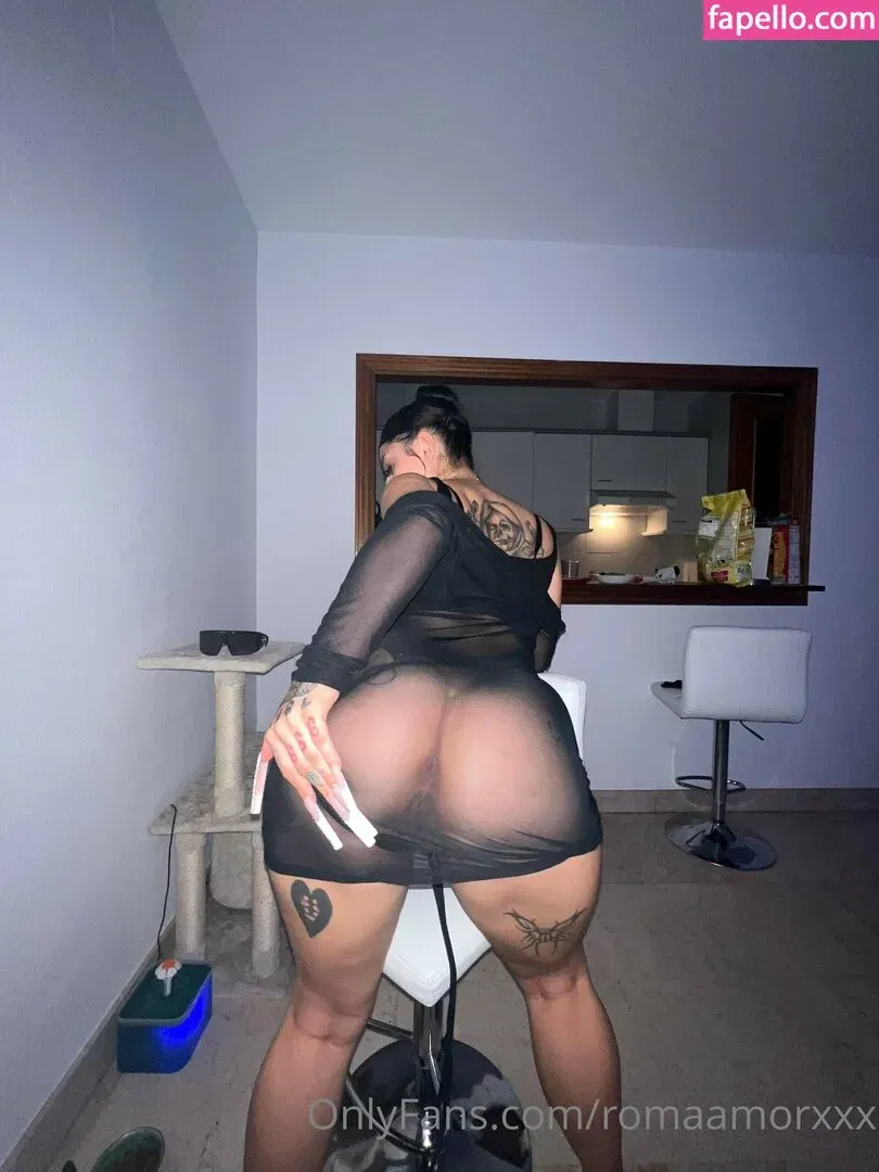 Roma Amor / RomaAmorxxx Onlyfans Photo Gallery 