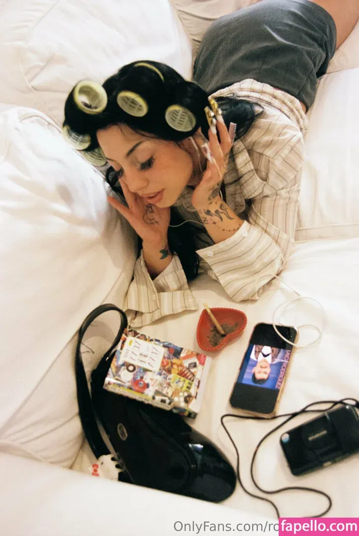 Roma Amor / RomaAmorxxx Onlyfans Photo Gallery 