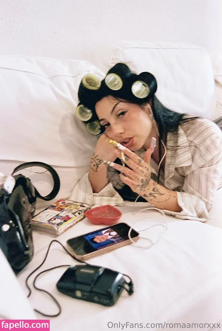 Roma Amor / RomaAmorxxx Onlyfans Photo Gallery 