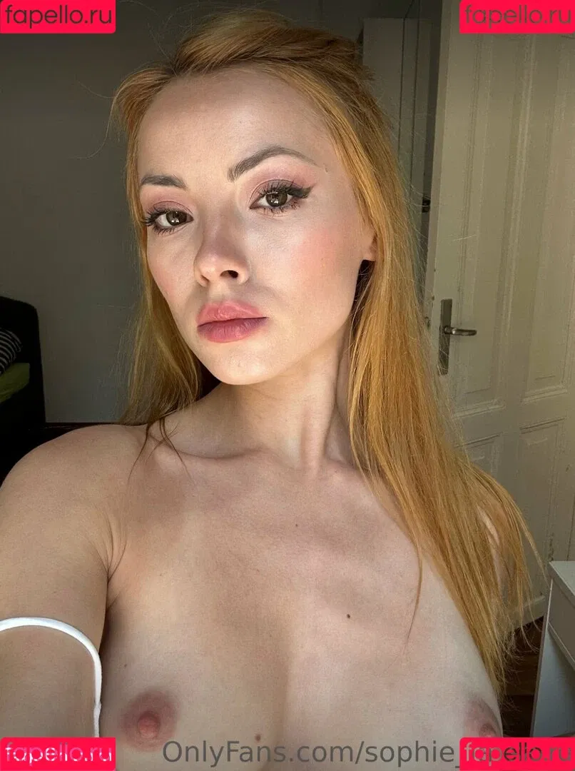 Sophie La Sage / sophie_la_sage / sophielasage_official Onlyfans Photo Gallery 