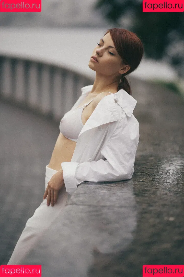 Sophie La Sage / sophie_la_sage / sophielasage_official Onlyfans Photo Gallery 