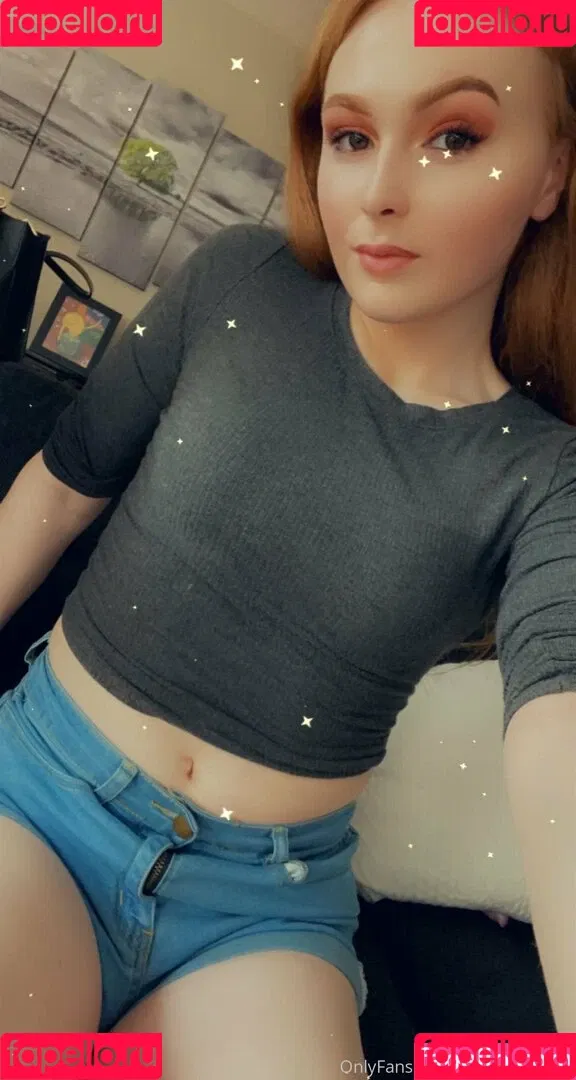 shesfree_ / shy_trans_free Onlyfans Photo Gallery 