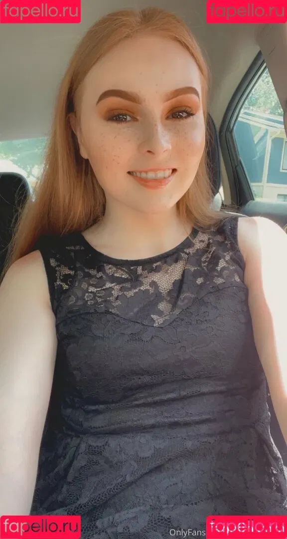 shesfree_ / shy_trans_free Onlyfans Photo Gallery 
