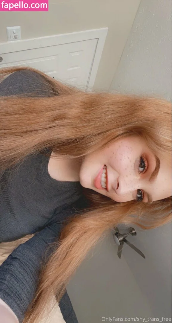 shesfree_ / shy_trans_free Onlyfans Photo Gallery 