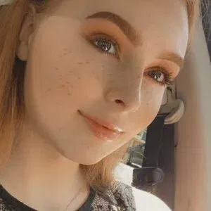 shesfree_ / shy_trans_free Onlyfans Photo Gallery 