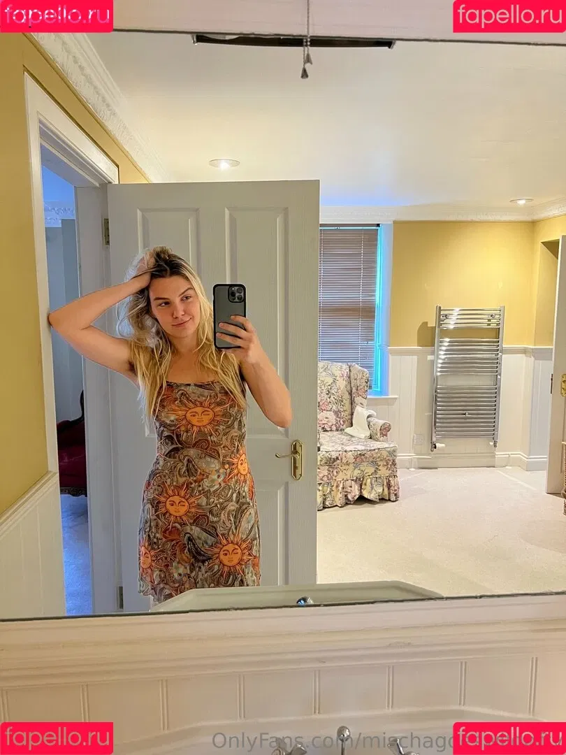 mischagoeswilder / mischagoeswildoftv Onlyfans Photo Gallery 