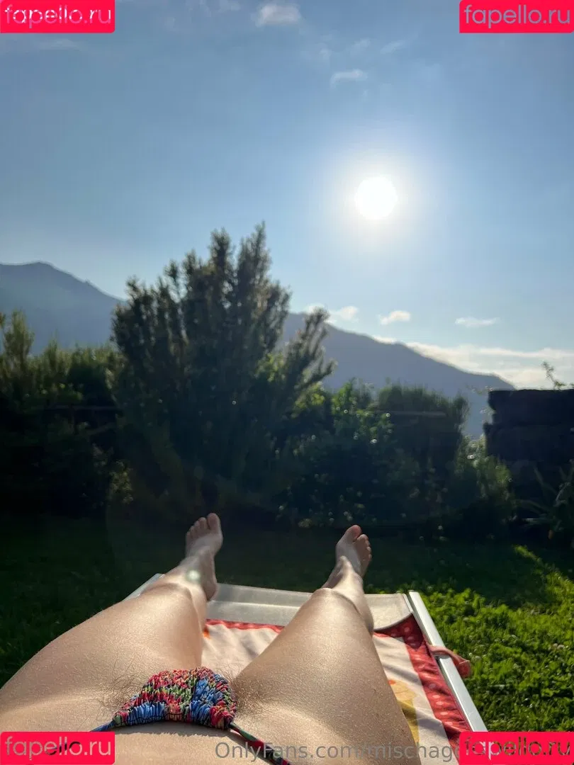 mischagoeswilder / mischagoeswildoftv Onlyfans Photo Gallery 
