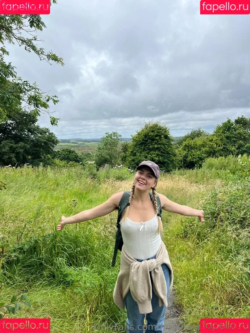 mischagoeswilder / mischagoeswildoftv Onlyfans Photo Gallery 